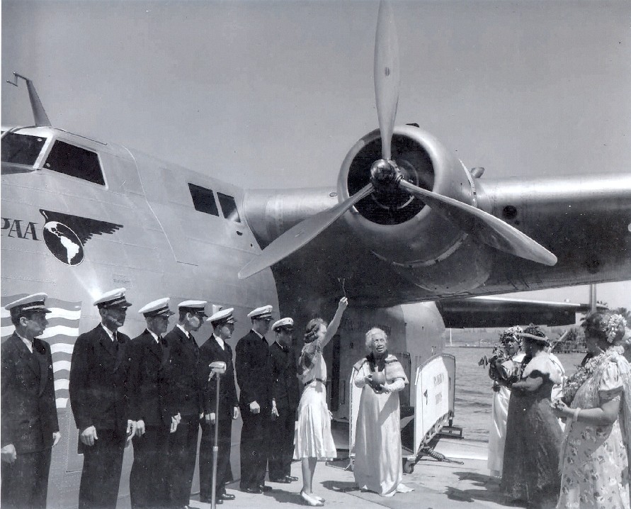 1939 Helen Poindexter, Daughter of th Governor of Hawaii, Christening Honolulu Clipper NC18601